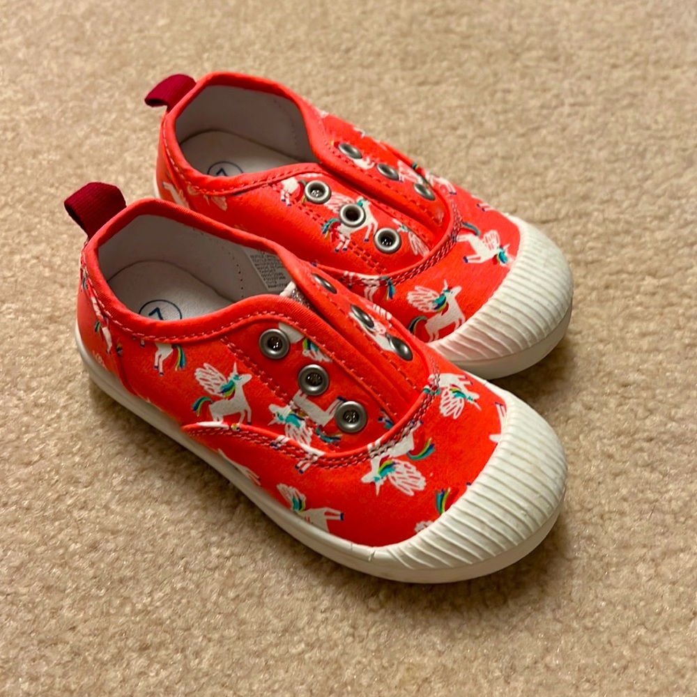 Toddler shoes